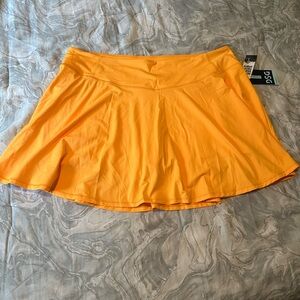 NWT DSG Performance Mid-Rise Skort Lt. Tangerine  Size XL